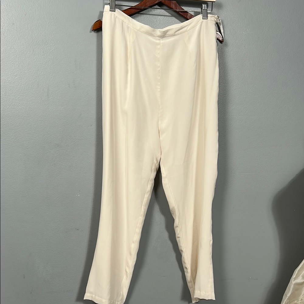 VTG Aliki Yamani Creations 100% silk pants with silk lining size L Cream